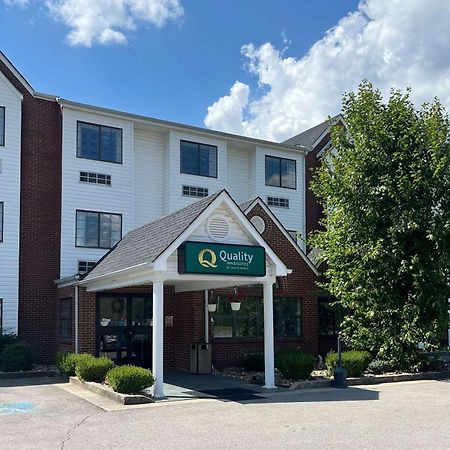Quality Inn & Suites Prestonsburg Next To Mountain Arts Center Экстерьер фото