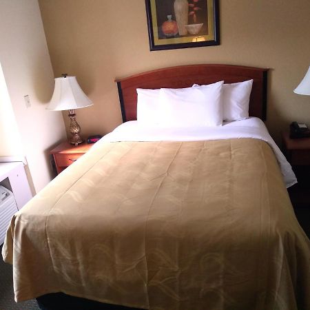 Quality Inn & Suites Prestonsburg Экстерьер фото
