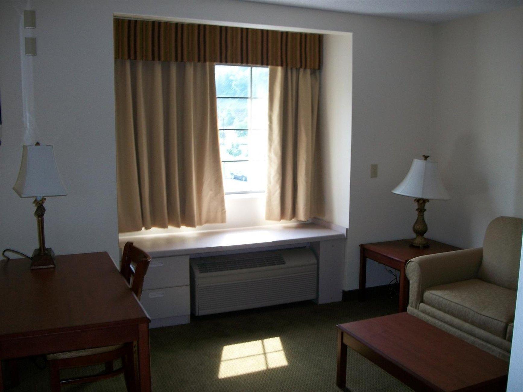 Quality Inn & Suites Prestonsburg Next To Mountain Arts Center Экстерьер фото