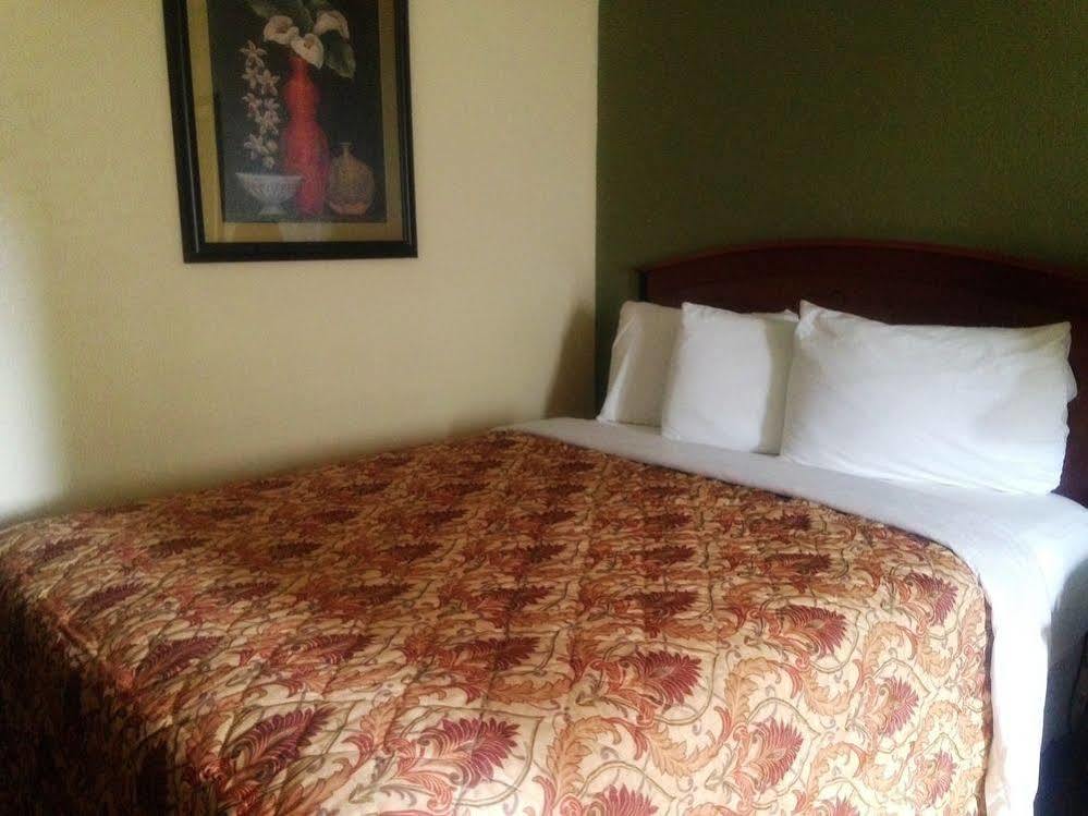 Quality Inn & Suites Prestonsburg Next To Mountain Arts Center Экстерьер фото