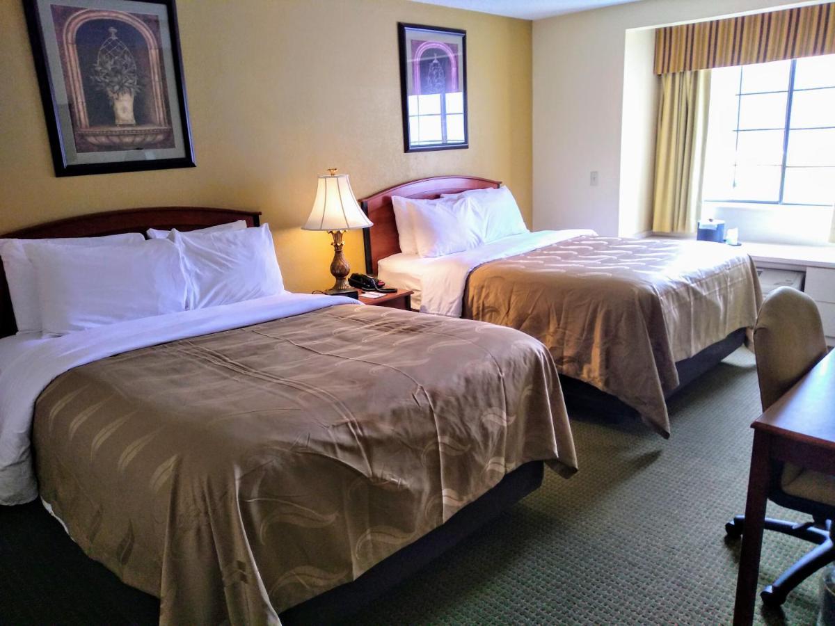 Quality Inn & Suites Prestonsburg Next To Mountain Arts Center Экстерьер фото